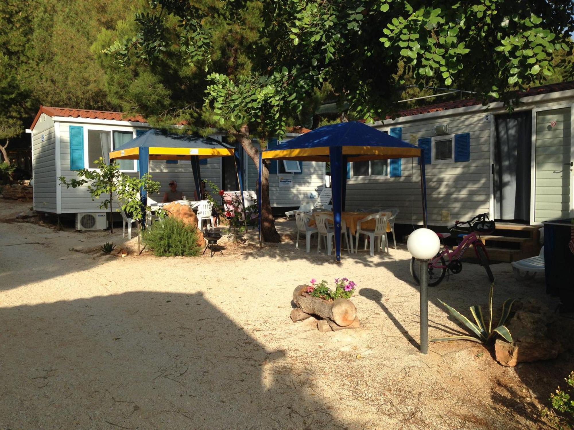 Happy Camp Mobile Homes In El-Bahira Camping Village San Vito Lo Capo Exterior foto